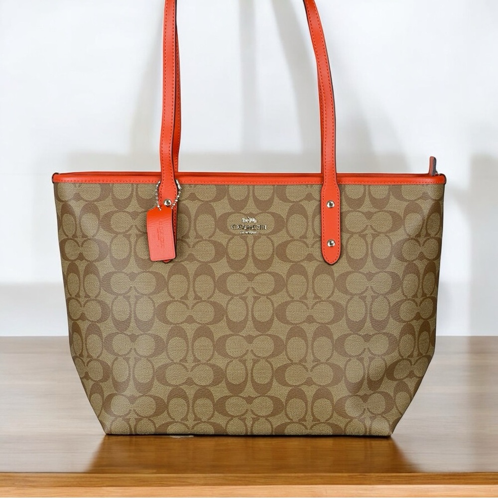 Coach City Zip Tote Bag - Picture 5 of 7